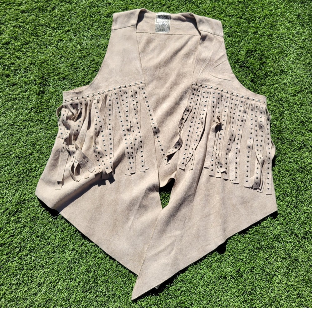 Vocal USA Tan Faux Suede Studded Fringe Vest Open Front Boho Western Cowgirl L - Picture 5 of 5